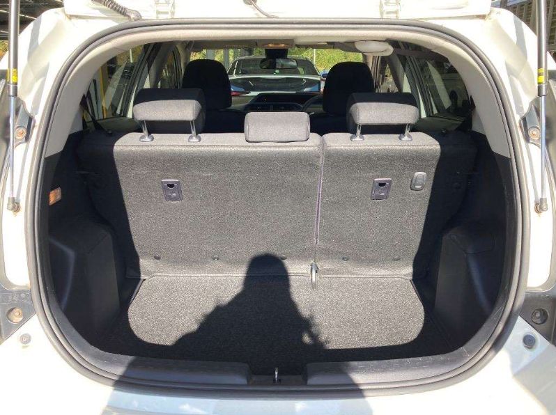  30510  TOYOTA AQUA  2017  