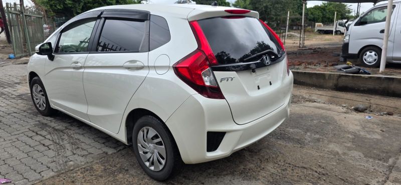  30512  HONDA FIT  2017  