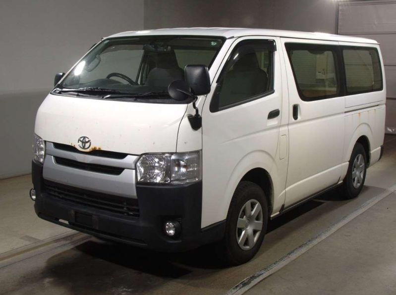 30514 TOYOTA HIACE 2017 