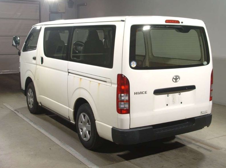  30514  TOYOTA HIACE  2017  