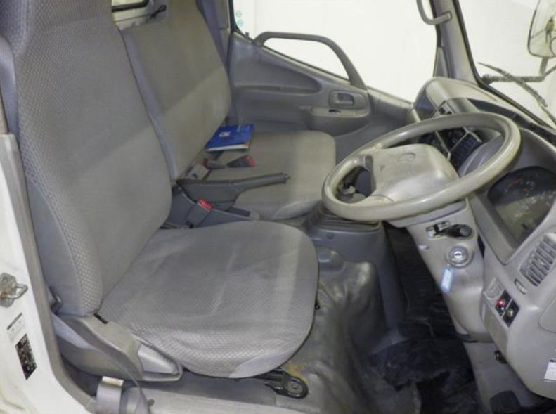  30519  TOYOTA DYNA  2004  