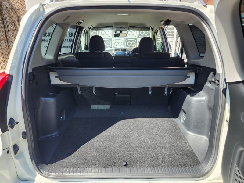  30520  TOYOTA VANGUARD  2010  