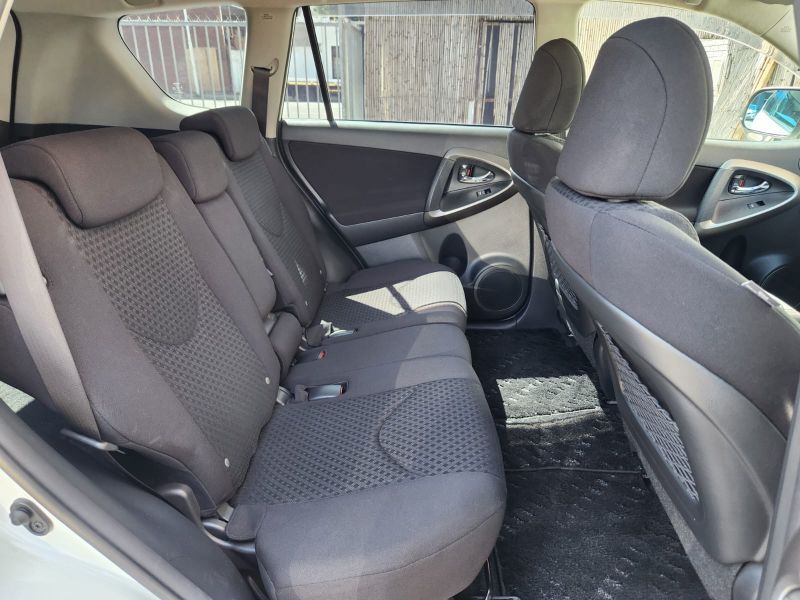  30520  TOYOTA VANGUARD  2010  