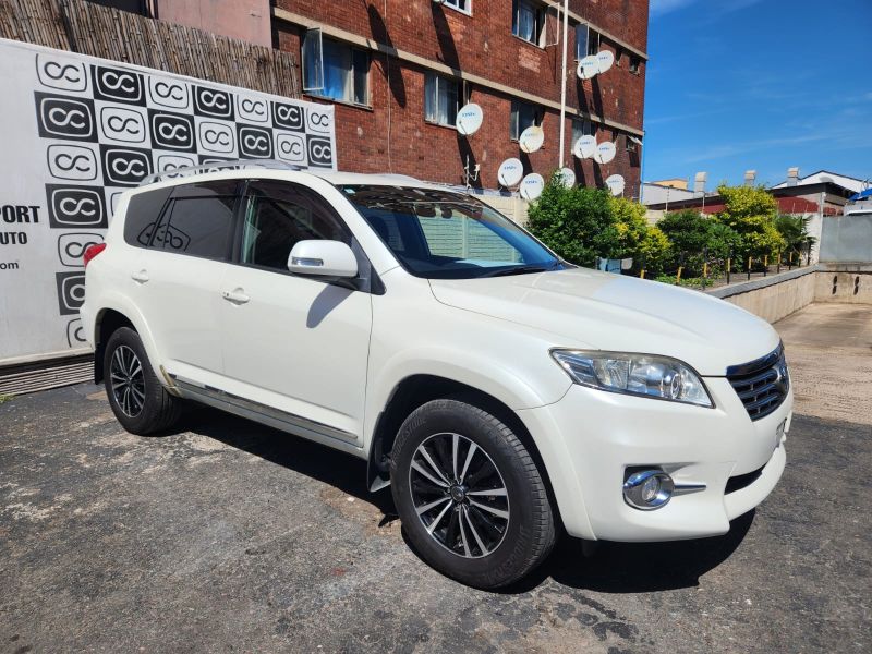  30520  TOYOTA VANGUARD  2010  