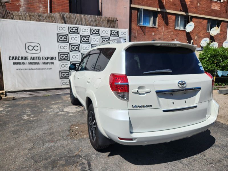  30520  TOYOTA VANGUARD  2010  