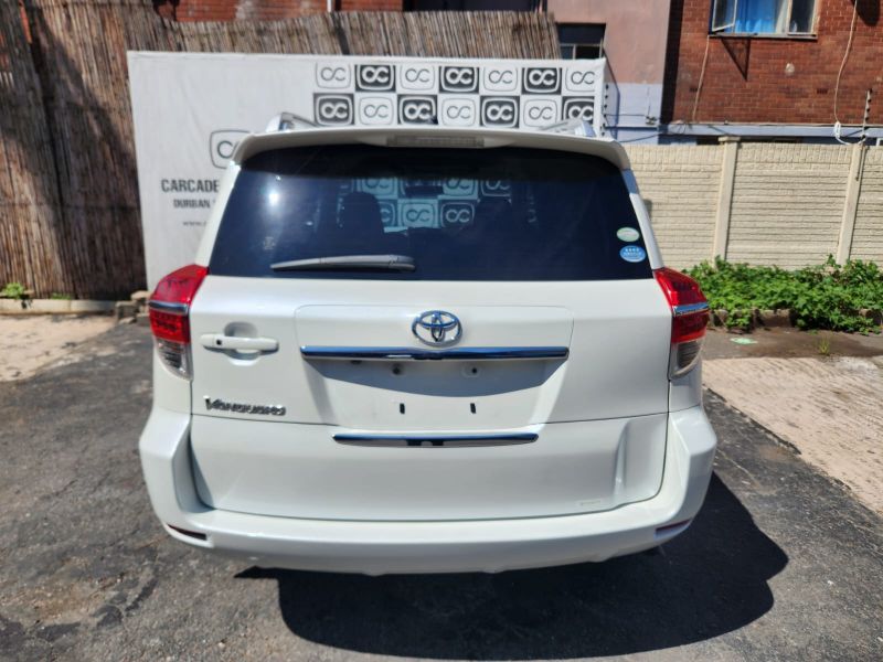  30520  TOYOTA VANGUARD  2010  