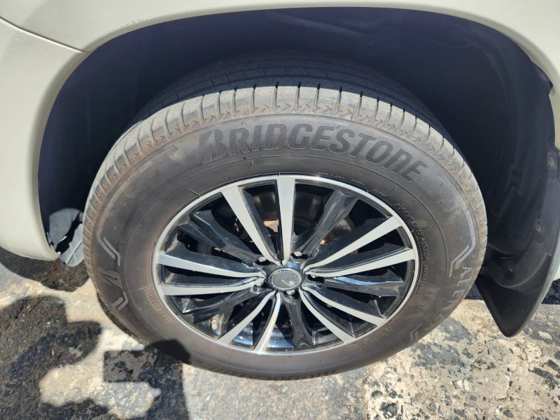  30520  TOYOTA VANGUARD  2010  