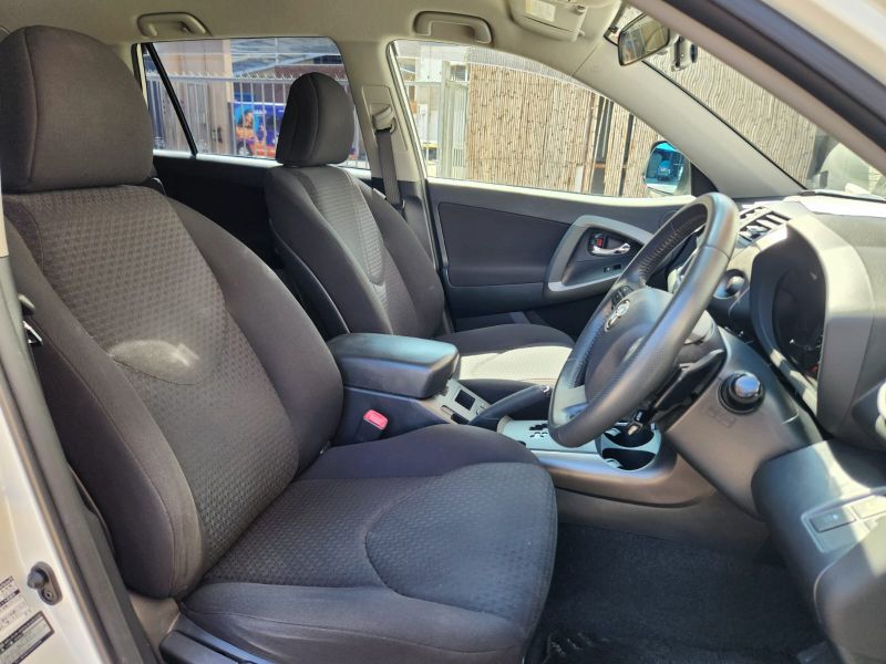  30520  TOYOTA VANGUARD  2010  