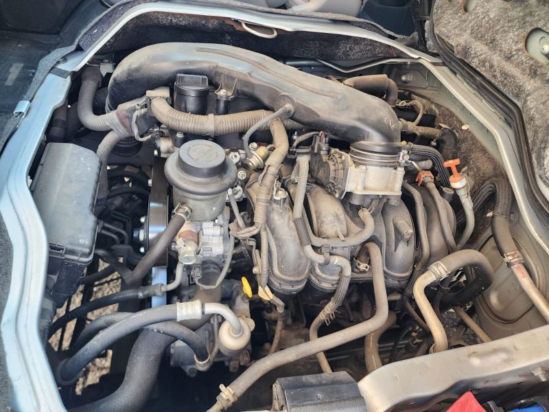  30521  TOYOTA REGIUS  2010  