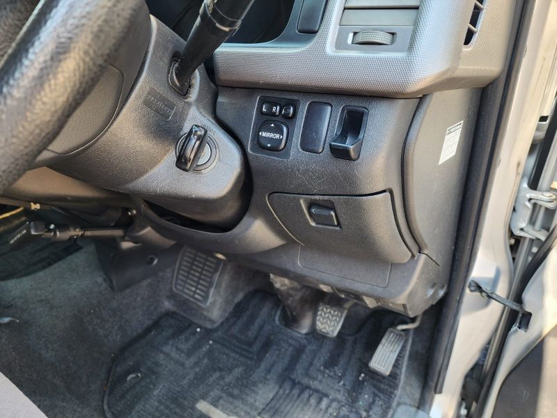  30521  TOYOTA REGIUS  2010  