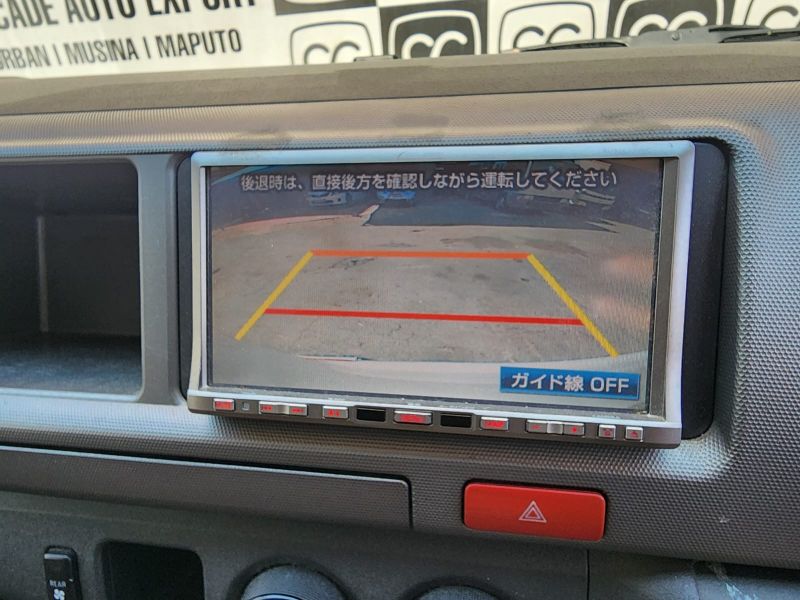  30521  TOYOTA REGIUS  2010  