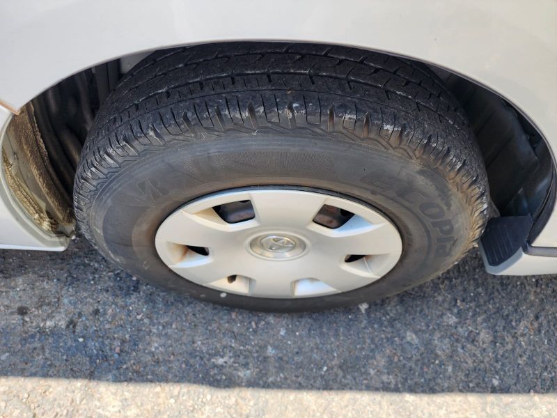  30521  TOYOTA REGIUS  2010  