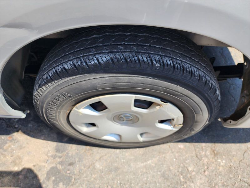  30521  TOYOTA REGIUS  2010  