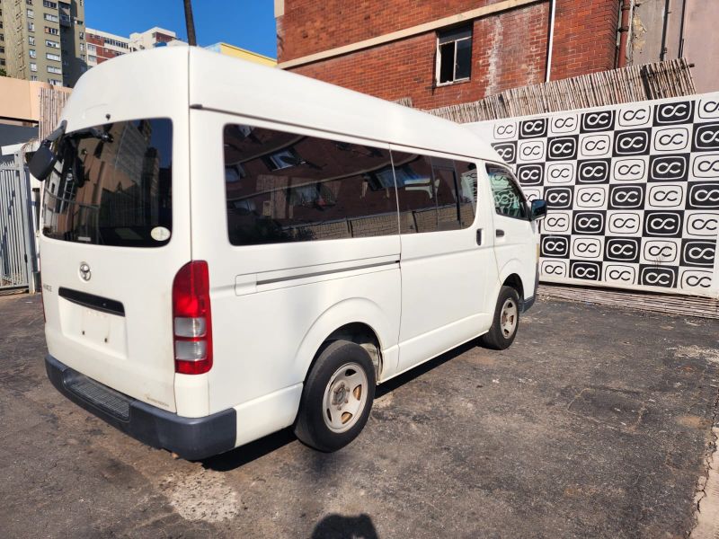  30525  TOYOTA HIACE  2005  