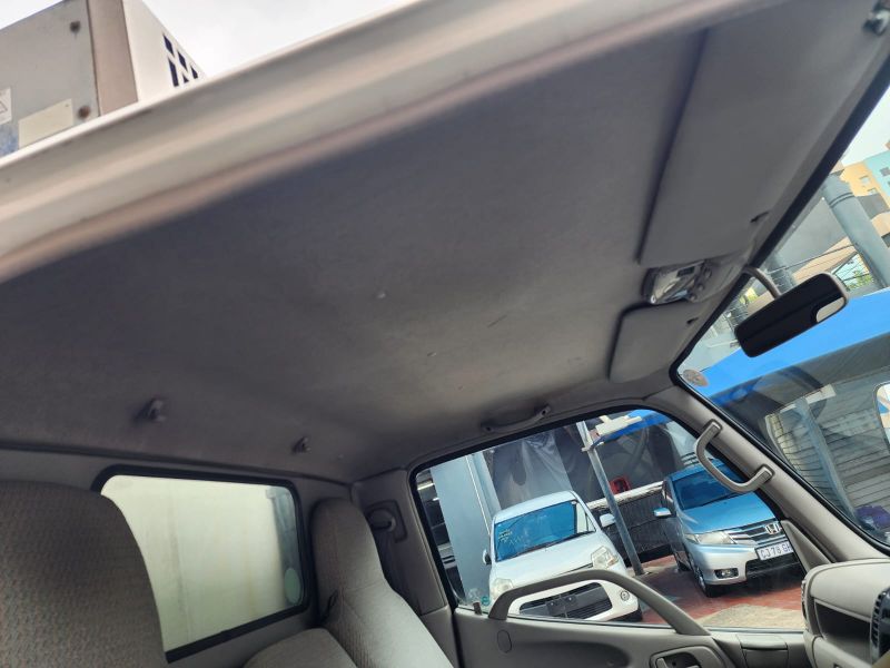  30529  TOYOTA DYNA  1999  