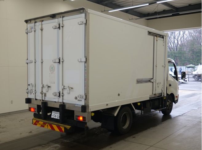  30530  HINO DUTRO  2013  