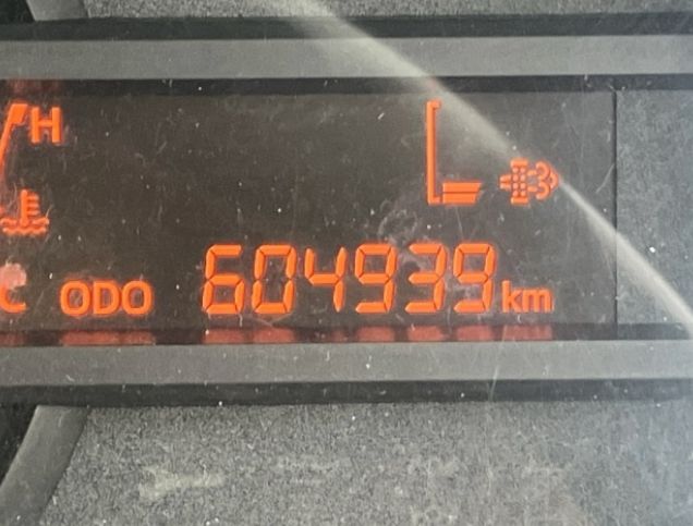  30530  HINO DUTRO  2013  