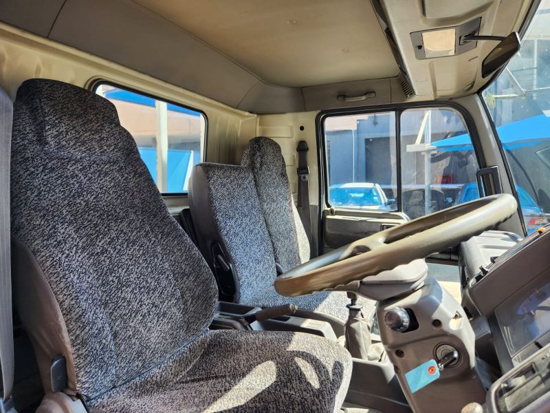  30531  TOYOTA DYNA  1996  