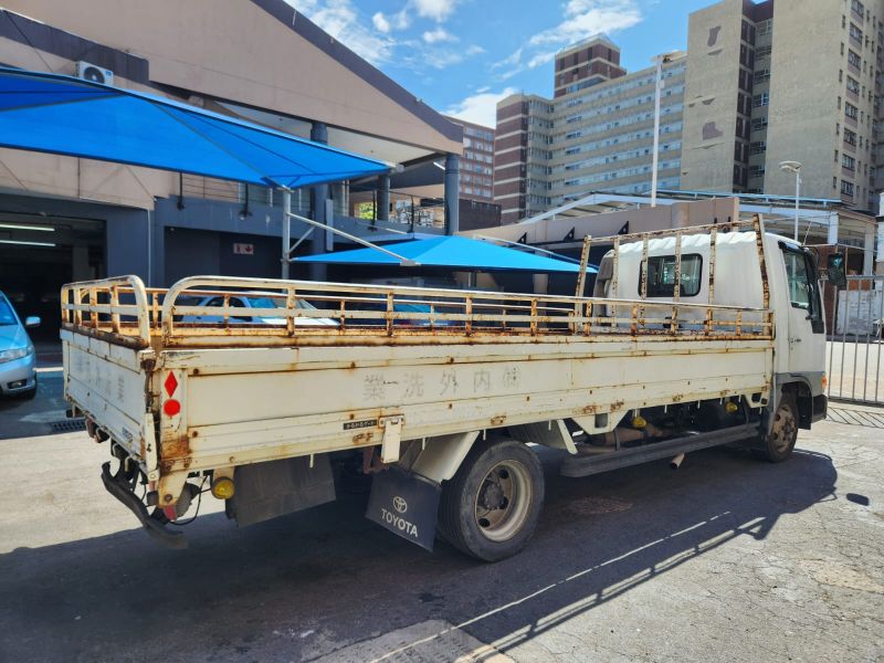  30531  TOYOTA DYNA  1996  