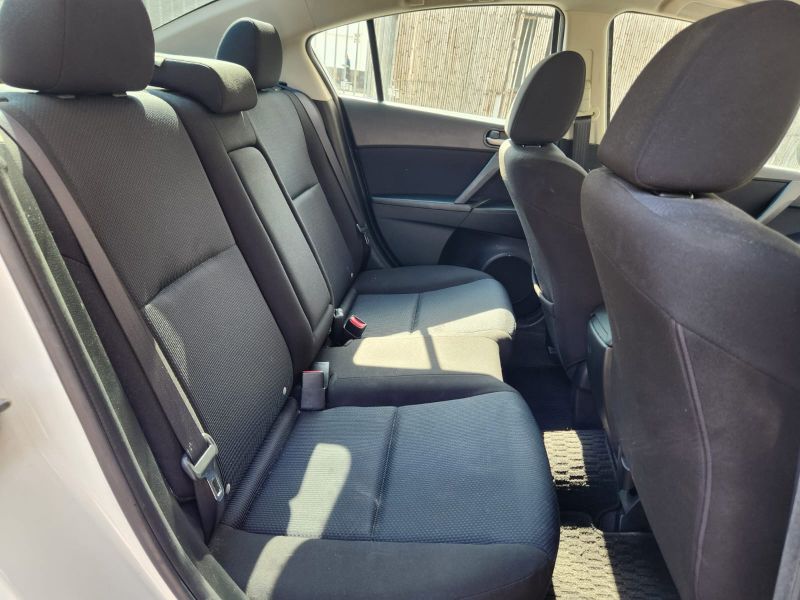  30540  MAZDA AXELA  2010  