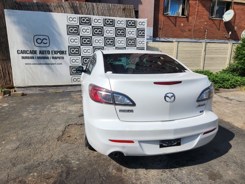  30540  MAZDA AXELA  2010  
