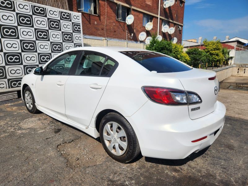  30540  MAZDA AXELA  2010  