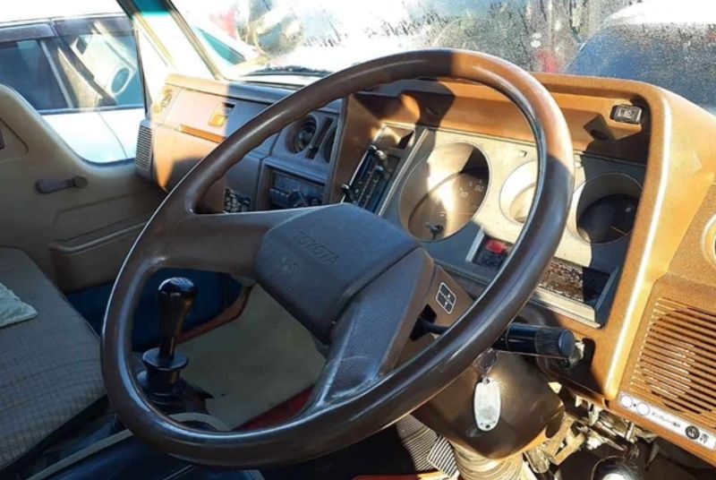  30544  TOYOTA DYNA  1990  