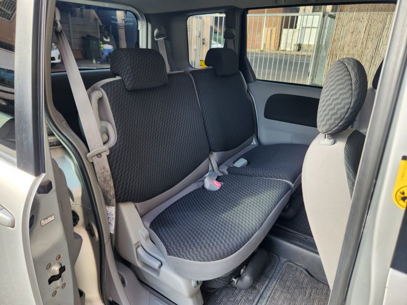  30546  TOYOTA SIENTA  2007  