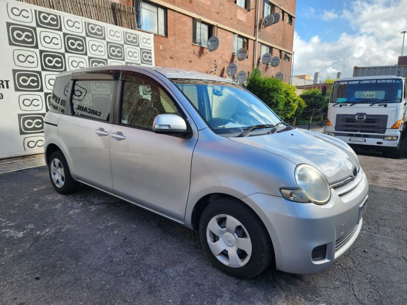  30546  TOYOTA SIENTA  2007  