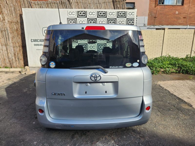 30546  TOYOTA SIENTA  2007  