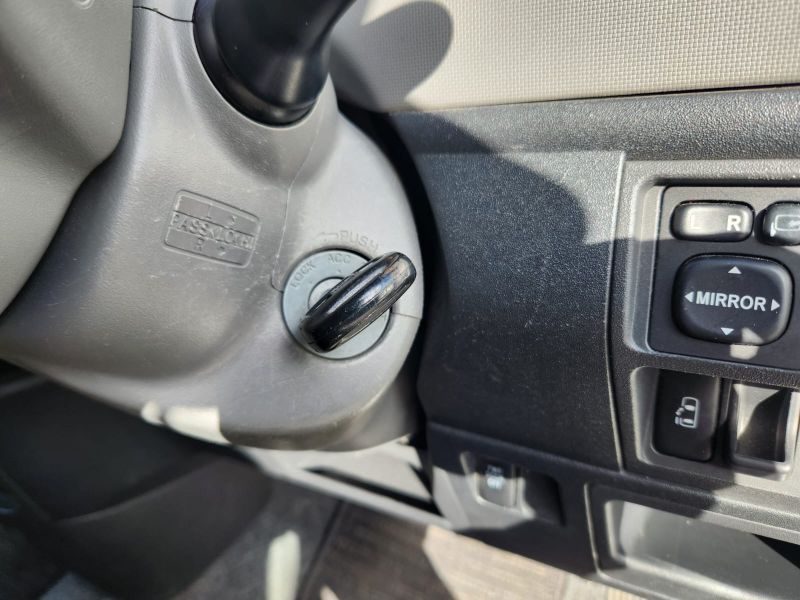  30546  TOYOTA SIENTA  2007  