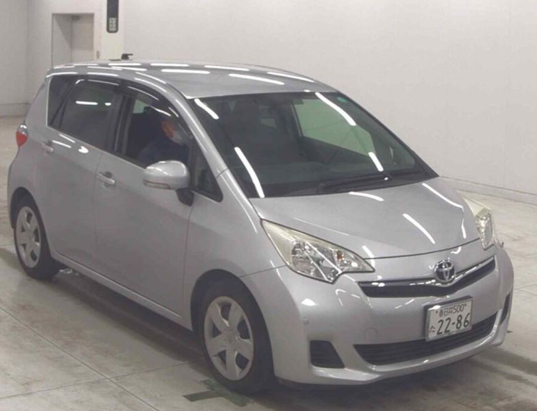  30548  TOYOTA RACTIS  2013  