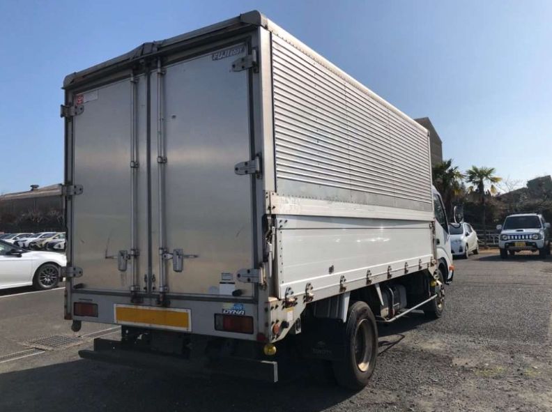 30549  TOYOTA DYNA  2010  