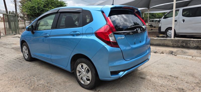  30551  HONDA FIT  2017  
