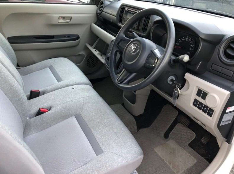  30553  TOYOTA PASSO  2017  