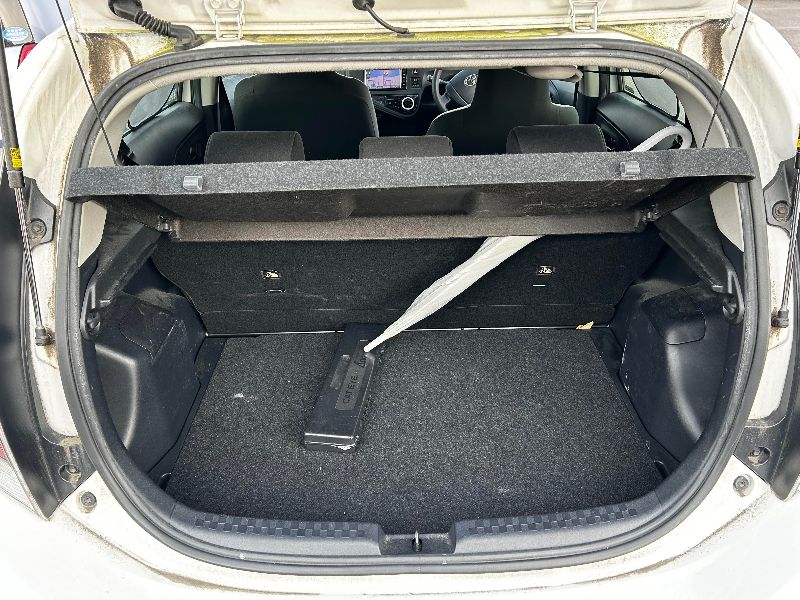  30558  TOYOTA AQUA  2018  