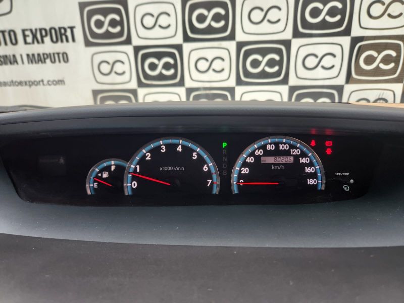  30561  TOYOTA NOAH  2006  
