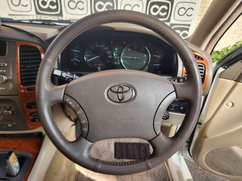  30562  TOYOTA LANDCRUISER  2003  