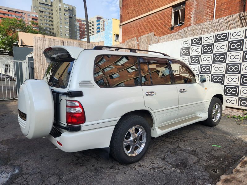  30562  TOYOTA LANDCRUISER  2003  