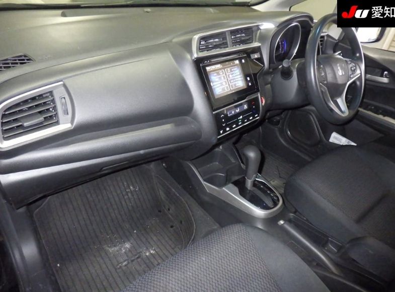  30566  HONDA FIT  2017  