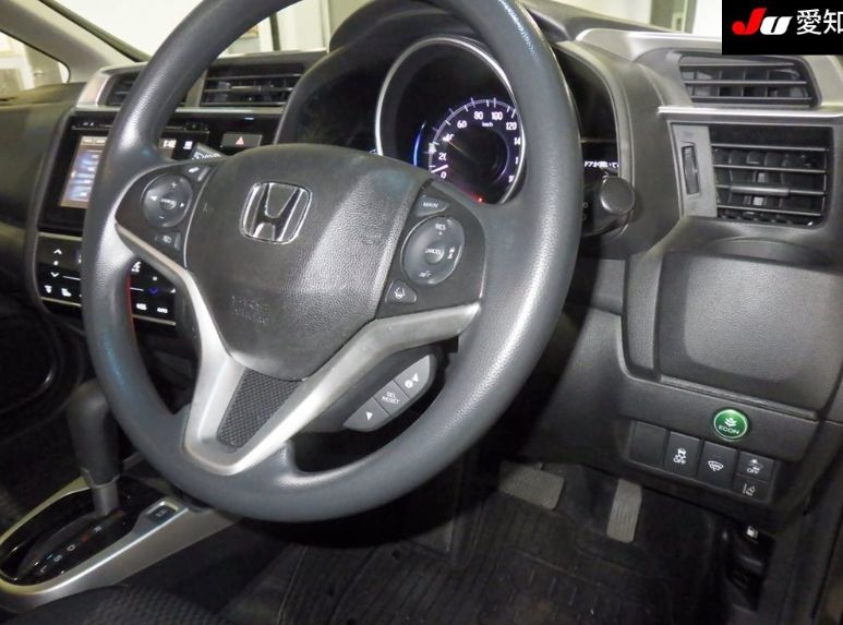  30566  HONDA FIT  2017  