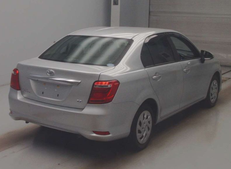  30567  TOYOTA COROLLA AXIO  2018  
