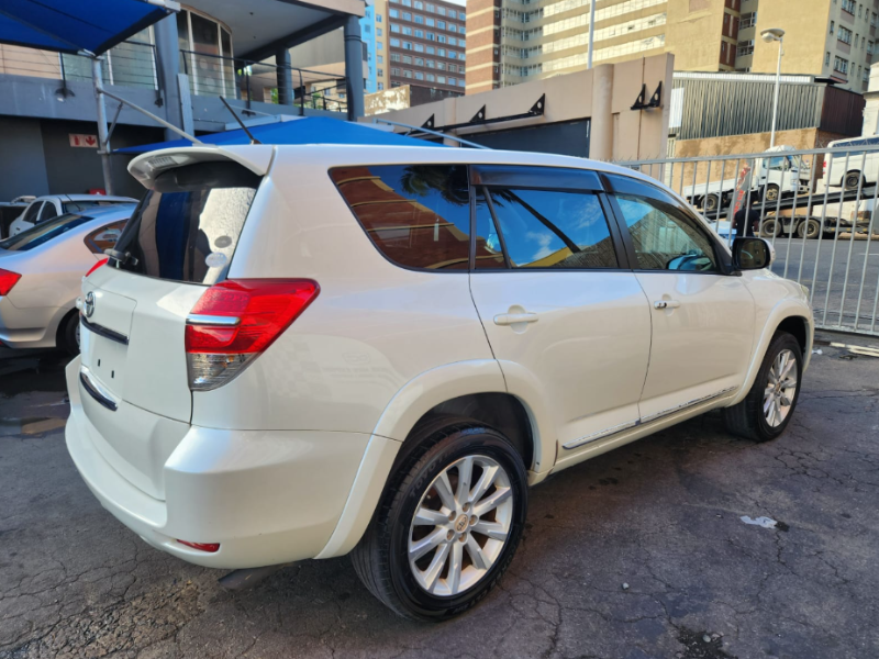  30568  TOYOTA VANGUARD  2011  