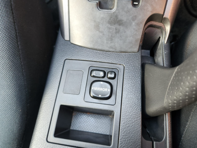  30568  TOYOTA VANGUARD  2011  