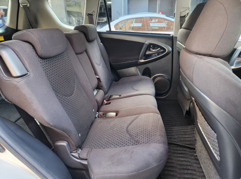  30568  TOYOTA VANGUARD  2011  