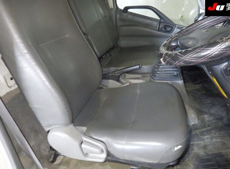  30571  HINO DUTRO  2014  