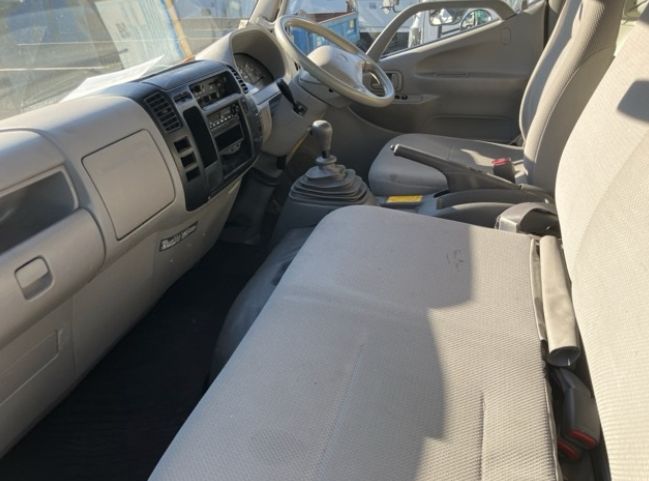  30580  HINO DUTRO  2008  