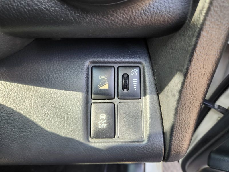  30581  TOYOTA VANGUARD  2010  
