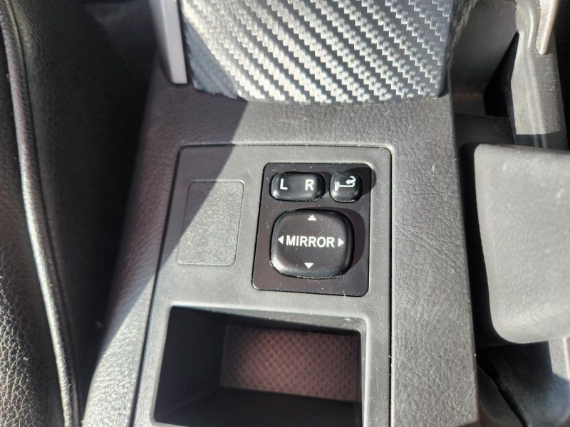  30581  TOYOTA VANGUARD  2010  