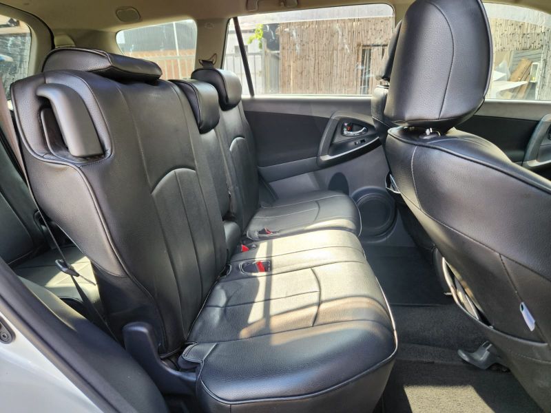  30581  TOYOTA VANGUARD  2010  